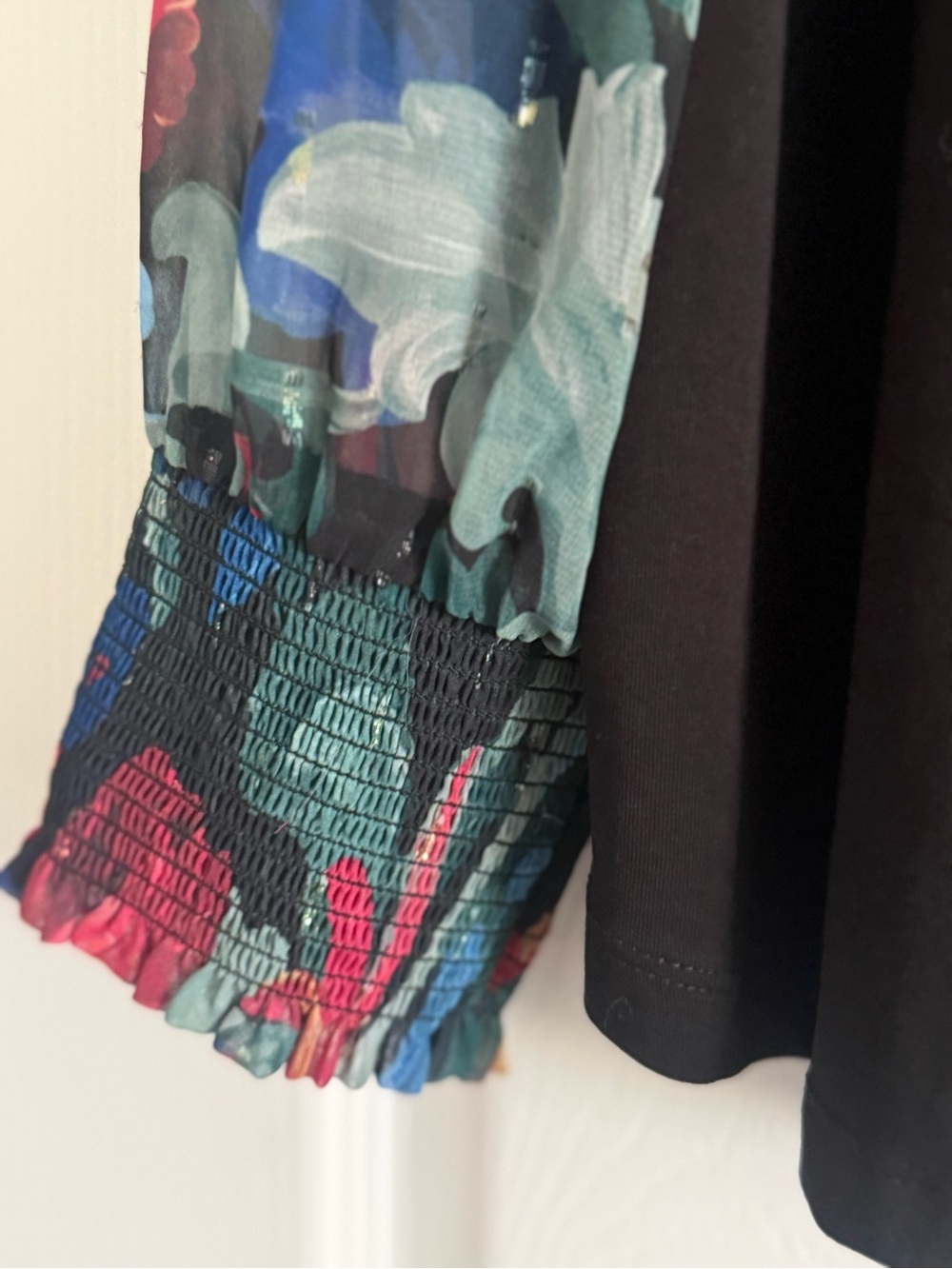 Chico's Black V-Neck Top with Multicolor Floral Sheer Sleeves XL - Picture 3 of 8